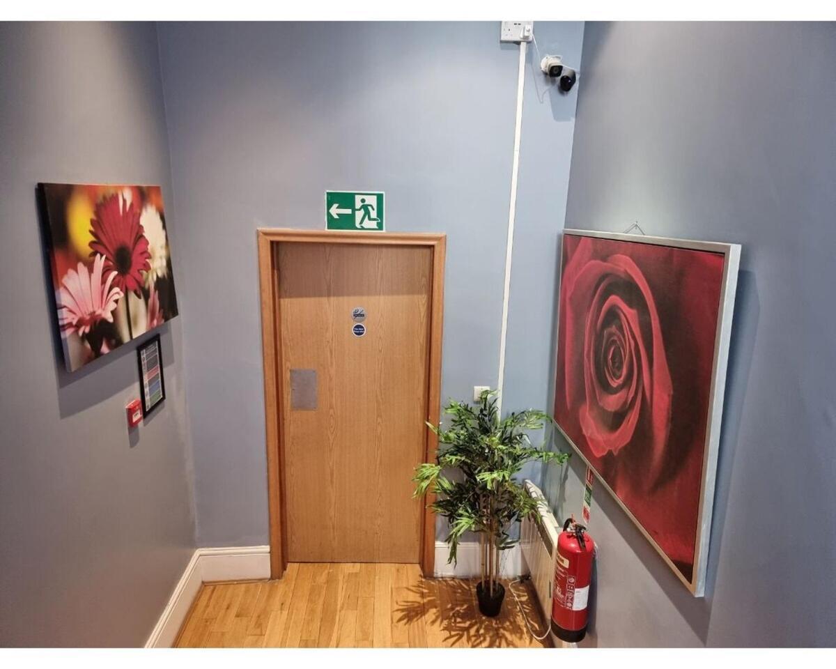 Fb2-Fantastic Basement Studio Good For 3 Near Hyde Park London Szoba fotó